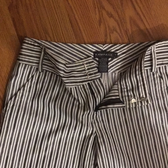 Capris - Picture 3 of 3